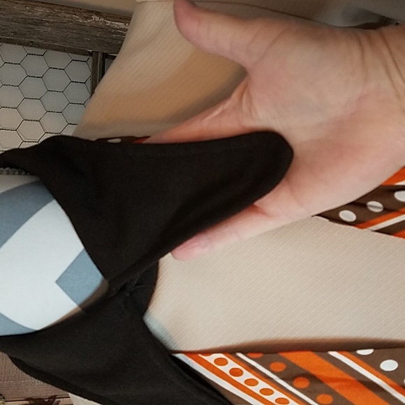 VINTAGE 1970'S Polyester Dress - Picture 3 of 16